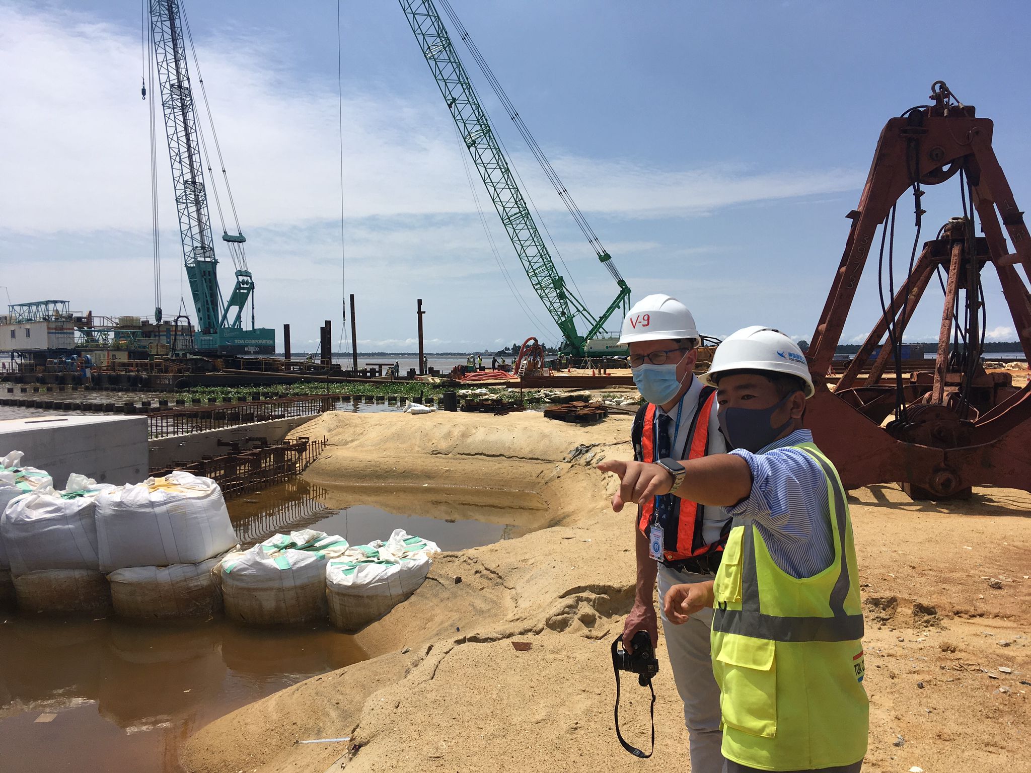 Franck Schoef avec nos partenaires de l'INP-HB en Côte d'ivoire